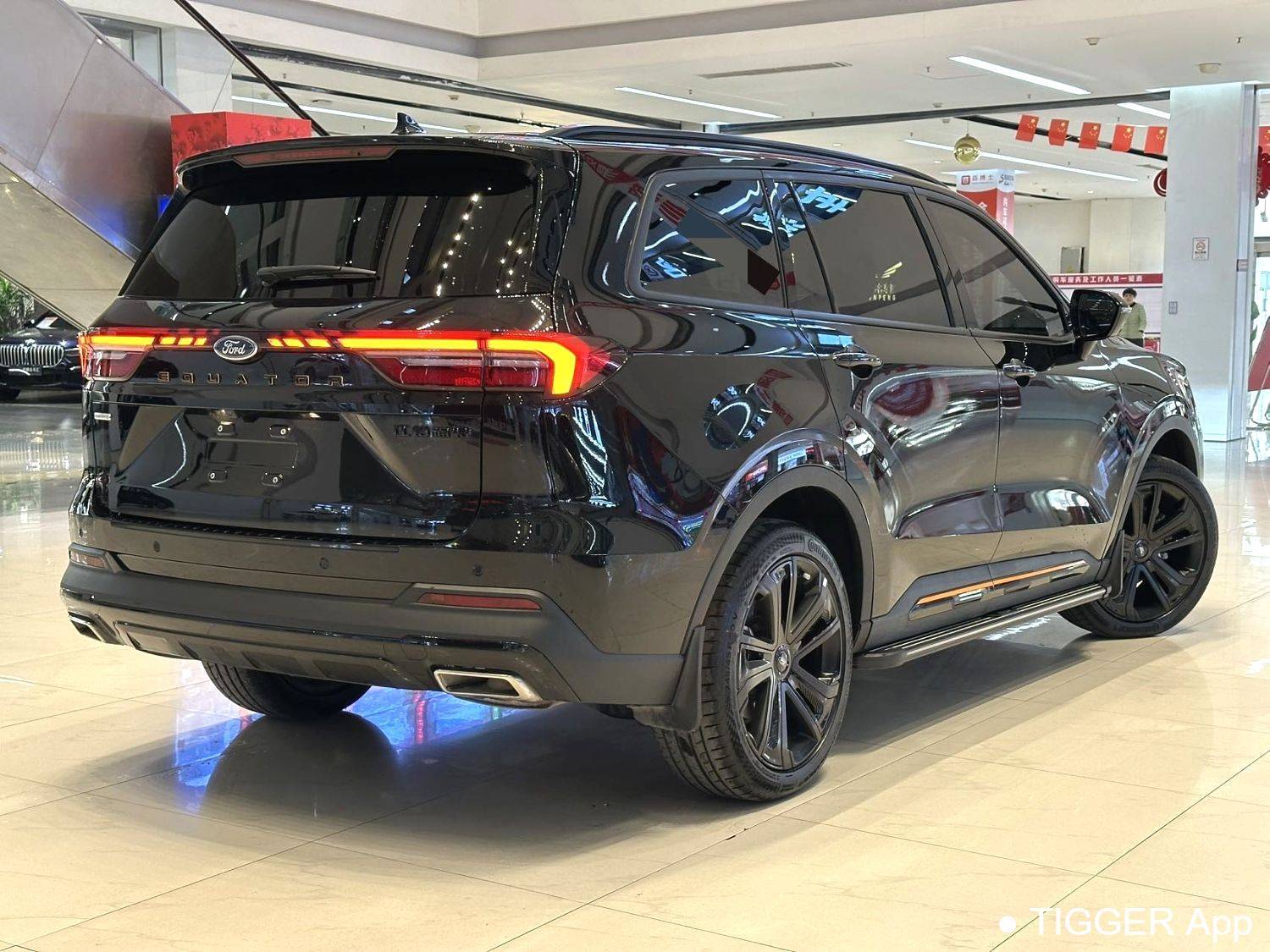 Used Ford 2023 Equator EcoBoost 225 Obsidian Orange Edition Prestige Collar 7 (2/2/3)