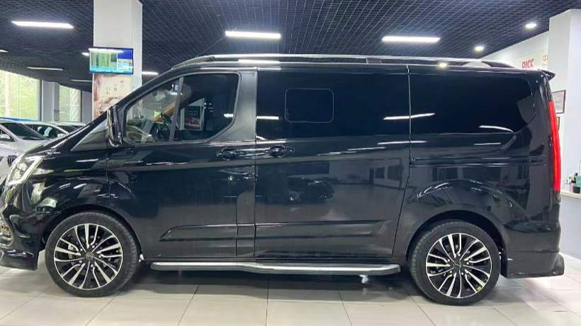 Ford 2023 Tourneo Custom 2.0T Automatic Enjoyment Edition