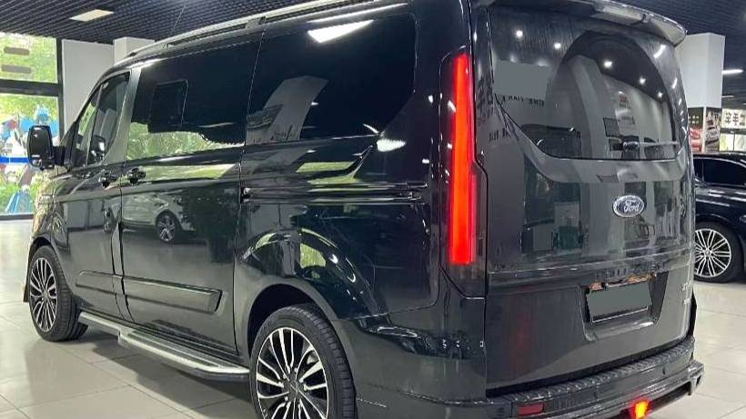 Ford 2023 Tourneo Custom 2.0T Automatic Enjoyment Edition