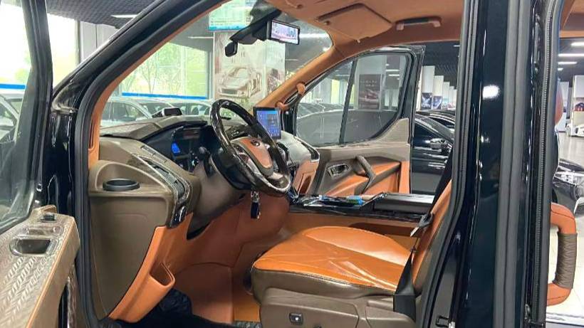 Ford 2023 Tourneo Custom 2.0T Automatic Enjoyment Edition