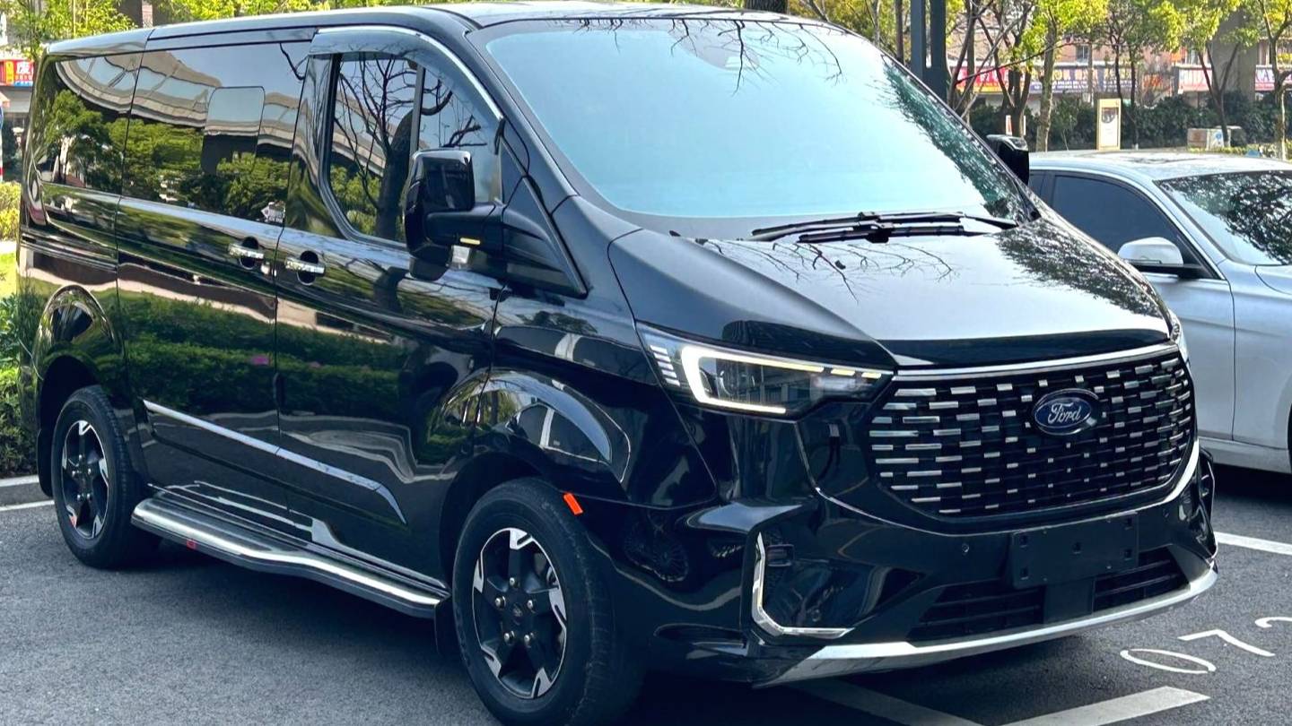 Ford 2024 Tourneo Custom 2.0T Automatic Zhizun Plus Edition