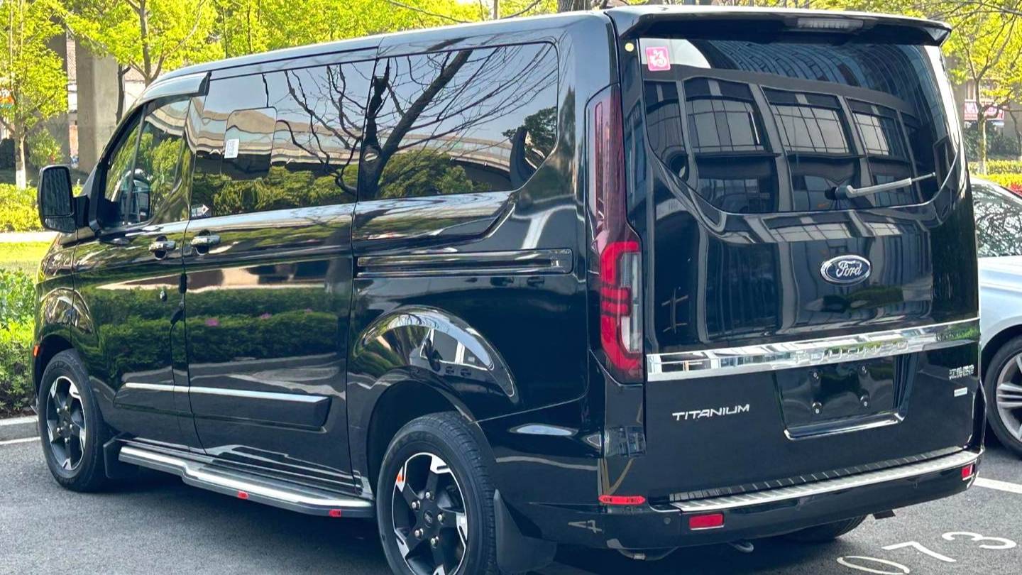 Ford 2024 Tourneo Custom 2.0T Automatic Zhizun Plus Edition