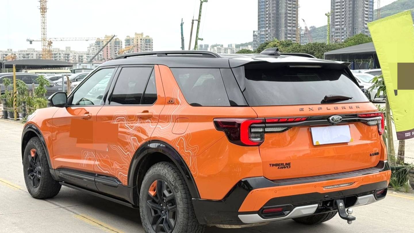 Ford 2024 ‌Explorer 2.3T EcoBoost Kunlun Peak Edition 7-seater