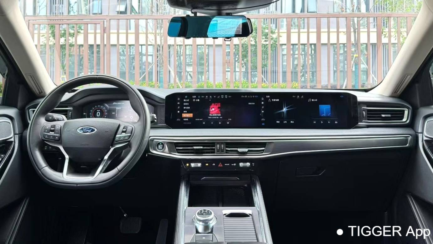 Ford 2023 ‌Explorer EcoBoost 285 4WD Fashion Plus Edition 7-seater