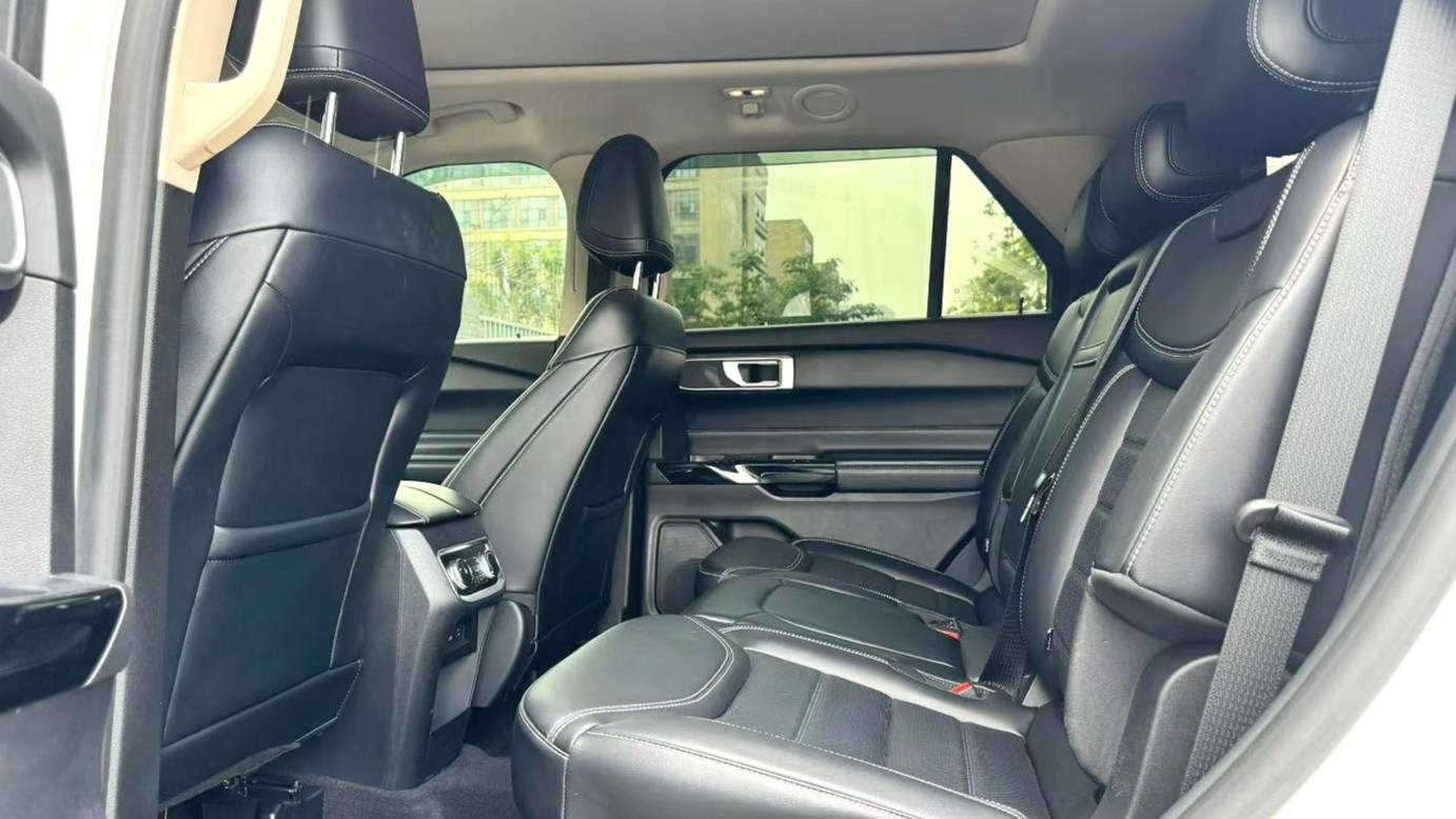 Ford 2023 ‌Explorer EcoBoost 285 4WD Fashion Plus Edition 7-seater