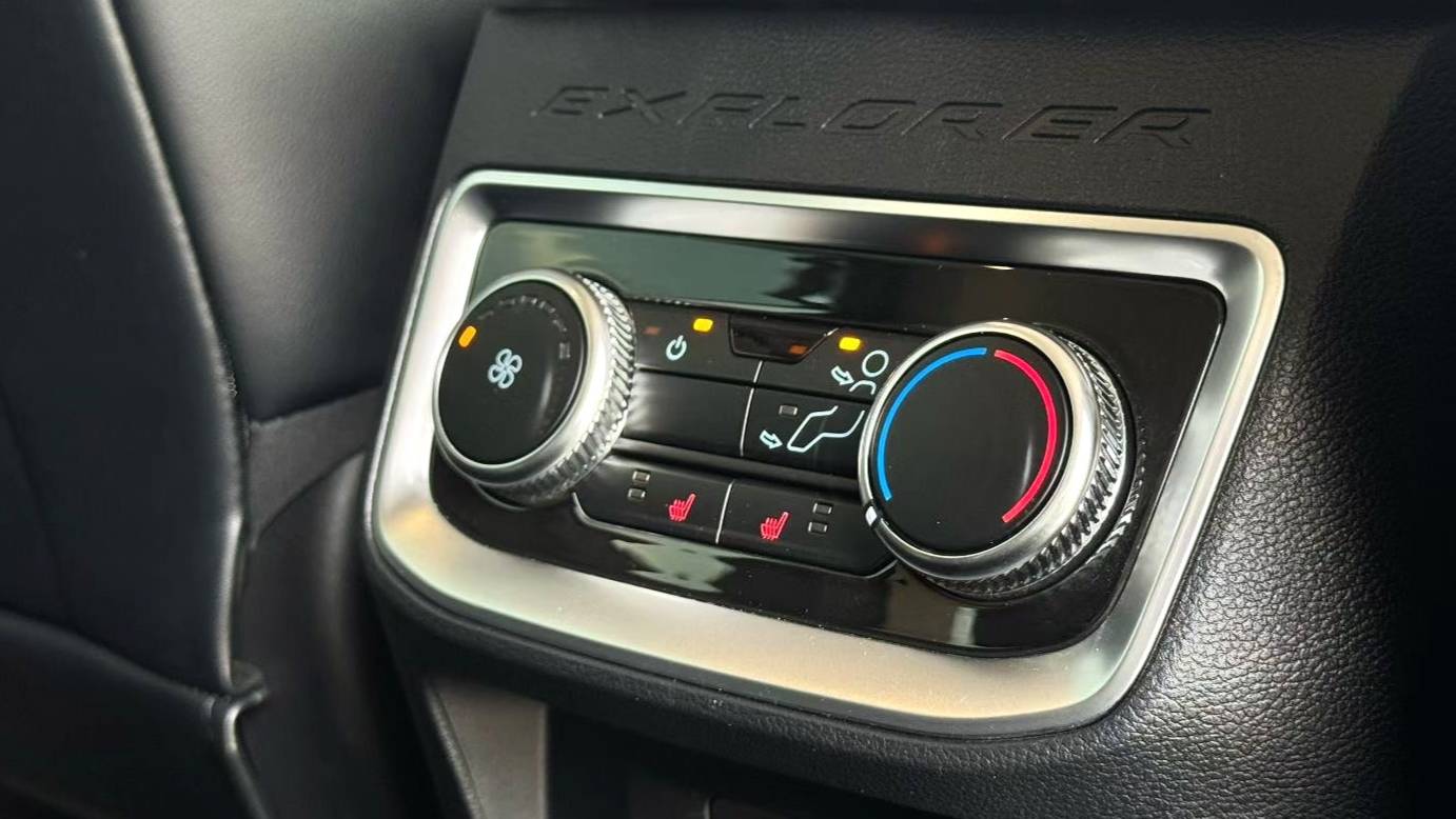 Ford 2023 ‌Explorer EcoBoost 285 4WD Fashion Plus Edition 7-seater