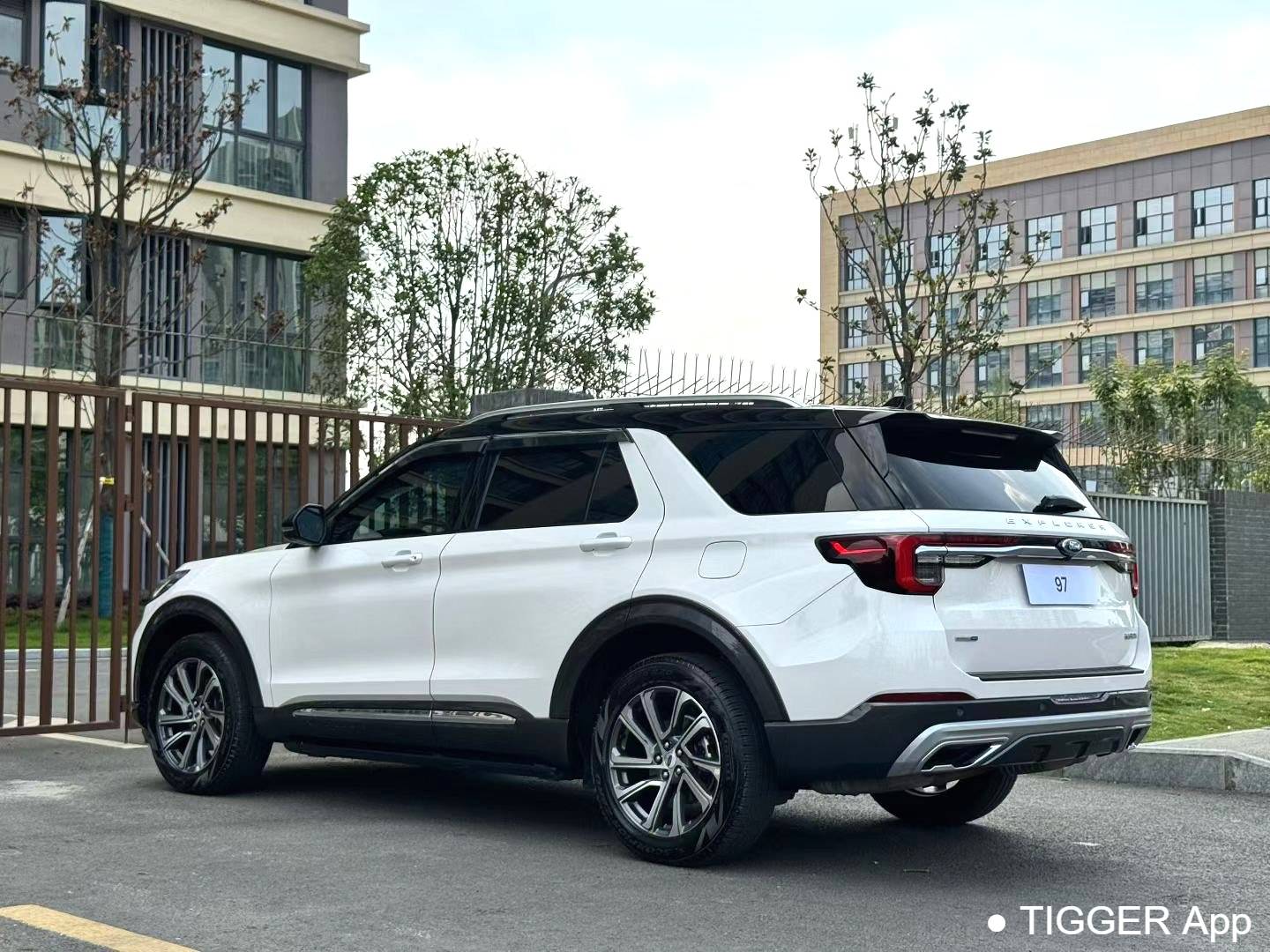 used Ford 2023 ‌Explorer EcoBoost 285 4WD Fashion Plus Edition 7-seater