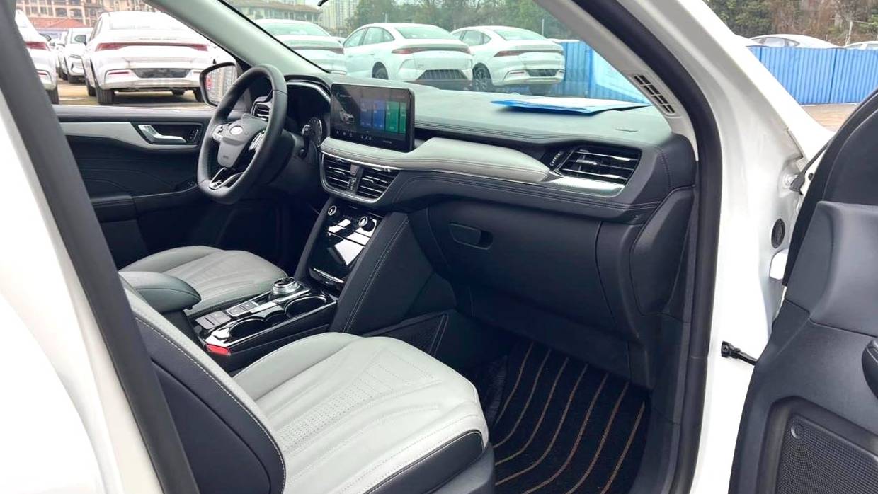 Ford 2024 Escape EcoBoost 245 2WD Enjoyment Edition