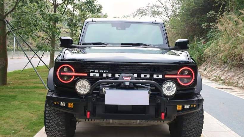 Ford 2024 Bronco 2.3T wasteland