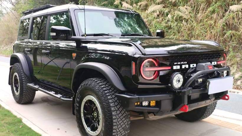 Ford 2024 Bronco 2.3T wasteland