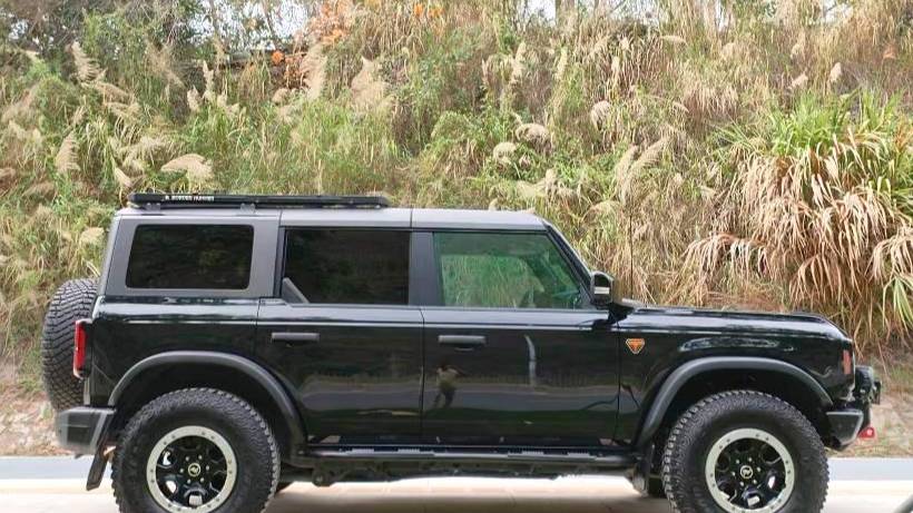 Ford 2024 Bronco 2.3T wasteland