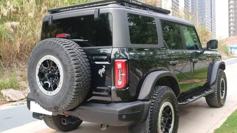 Ford 2024 Bronco 2.3T wasteland