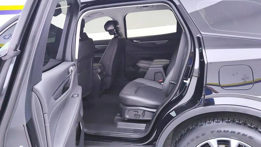 Ford 2023 Edge  Ruijie L 2.0T EcoBoost two wheel drive seven seater luxury model