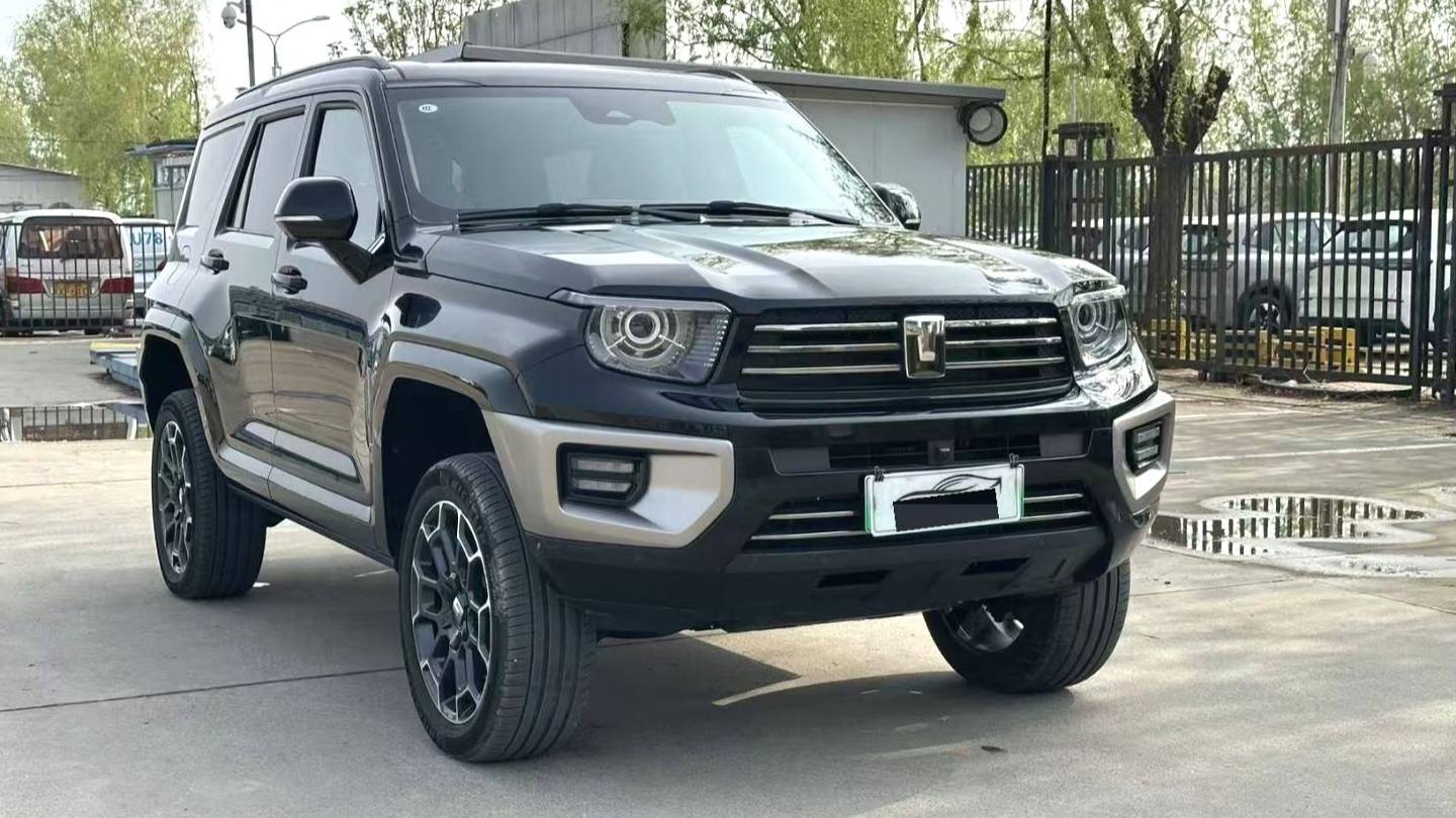 TANK 2024 700 Hi4-T Extreme Edition