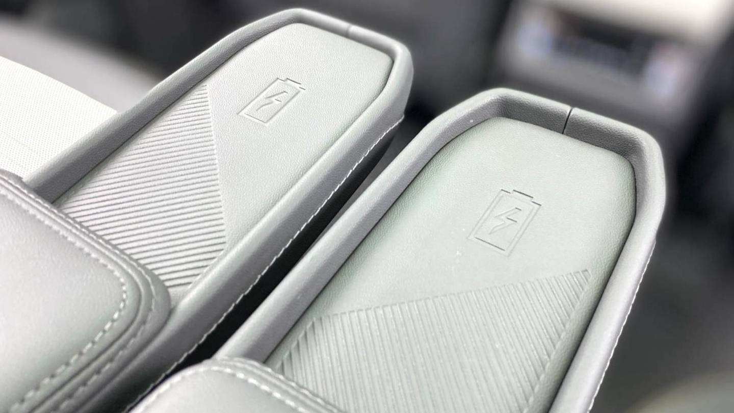 Ford 2023 Edge  Ruijie L 2.0T EcoBoost four-wheel drive seven seat supreme model