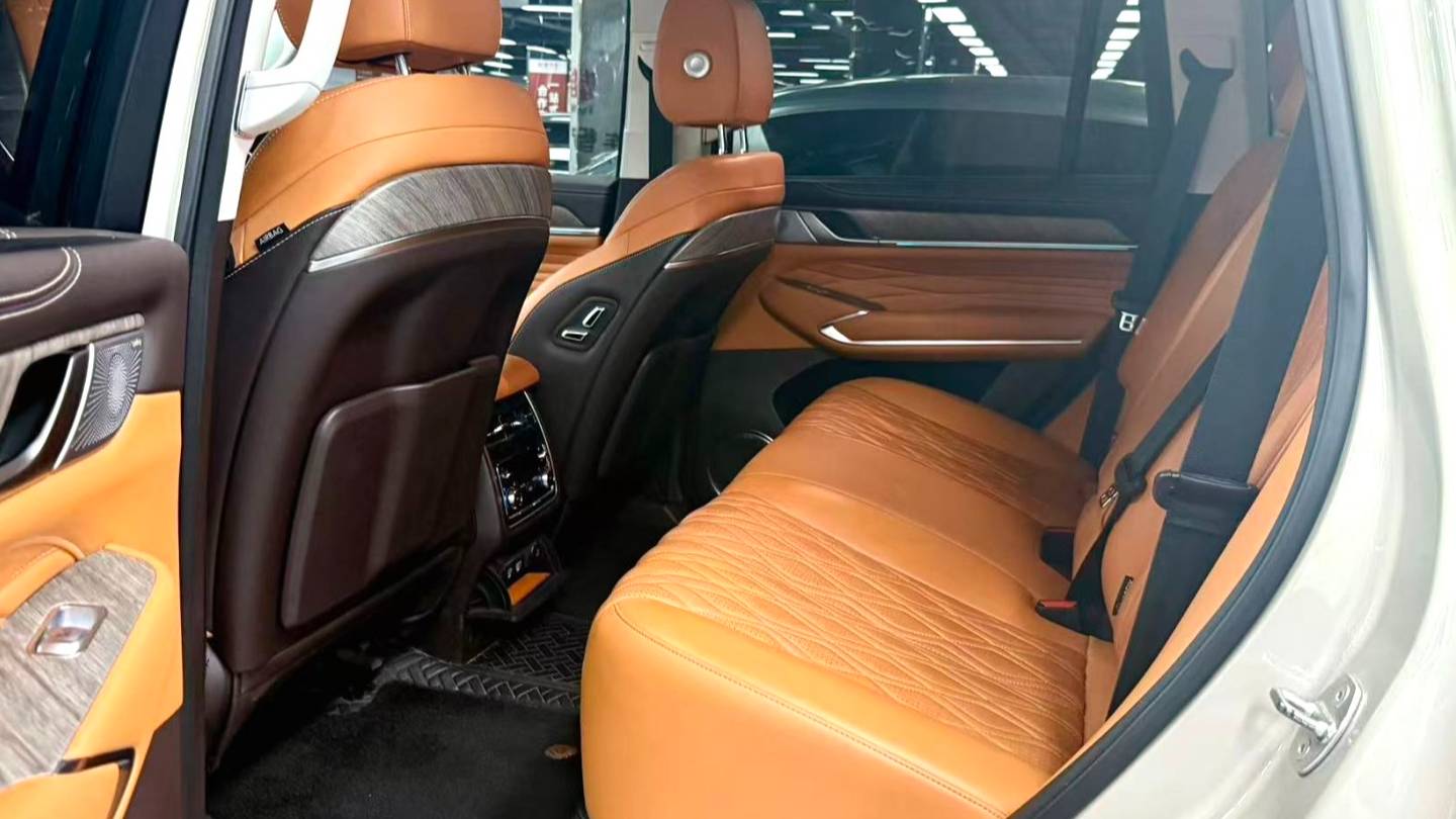 TANK 2022 500 3.0T Business Edition Built Environment 5 Seats