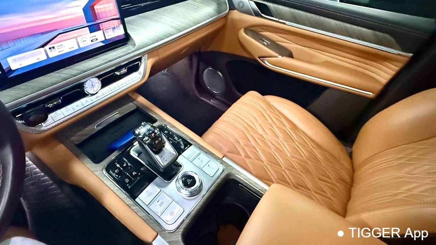 TANK 2022 500 3.0T Business Edition Built Environment 5 Seats