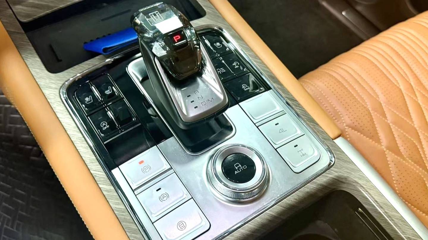 TANK 2022 500 3.0T Business Edition Built Environment 5 Seats