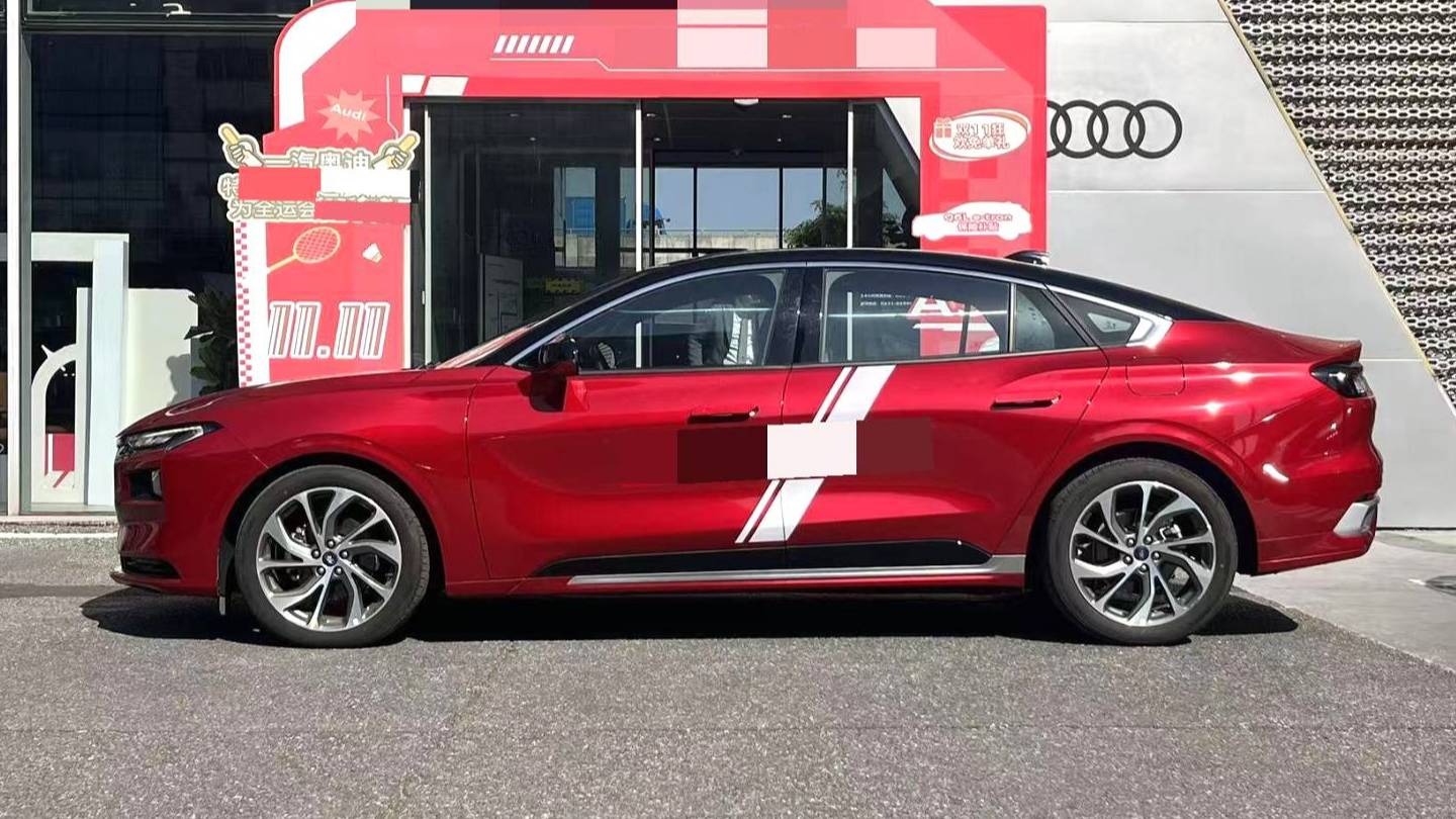 Ford 2025 Mondeo‌ 2.0T EcoBoost Ultimate Model