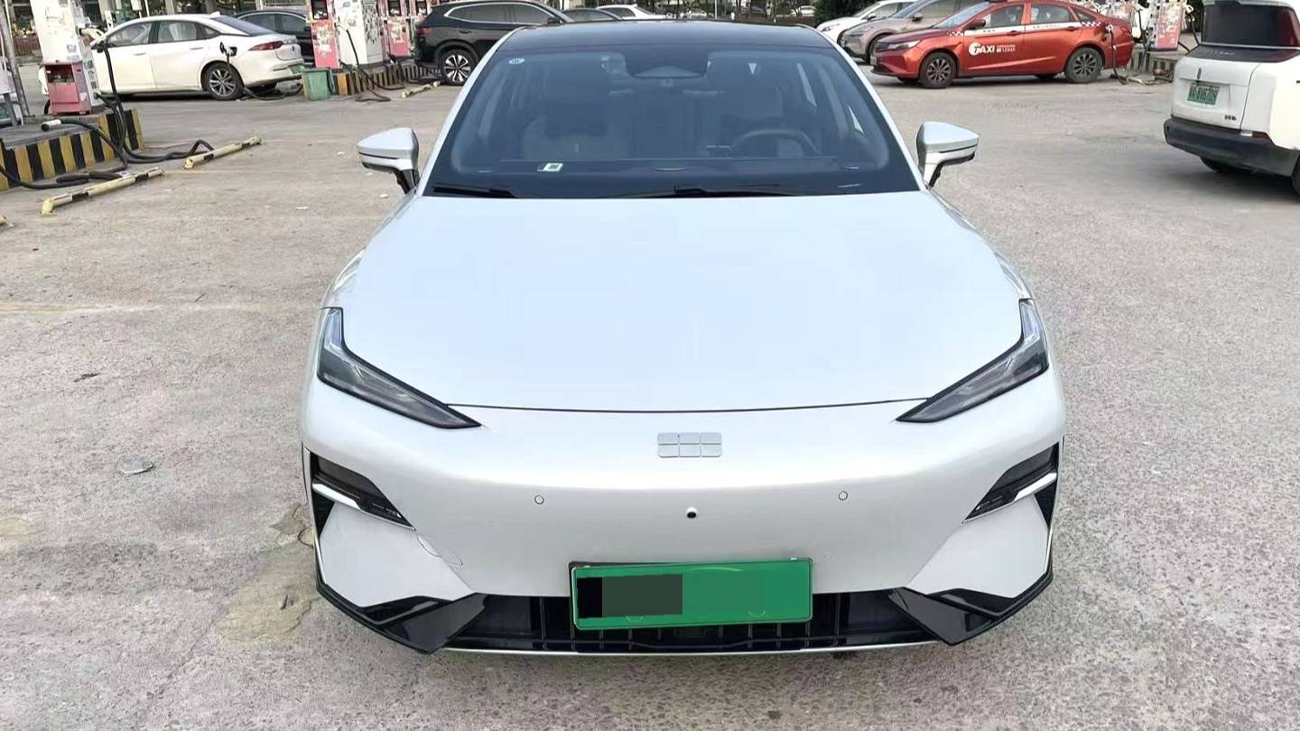 GALAXY 2025 E8 575km Exploration Intelligent Driving Edition