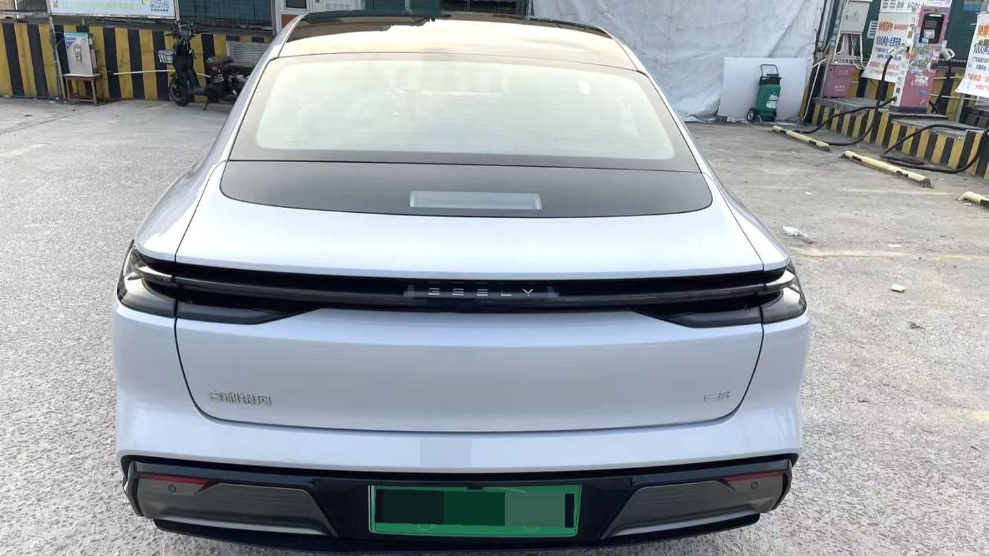 GALAXY 2025 E8 575km Exploration Intelligent Driving Edition