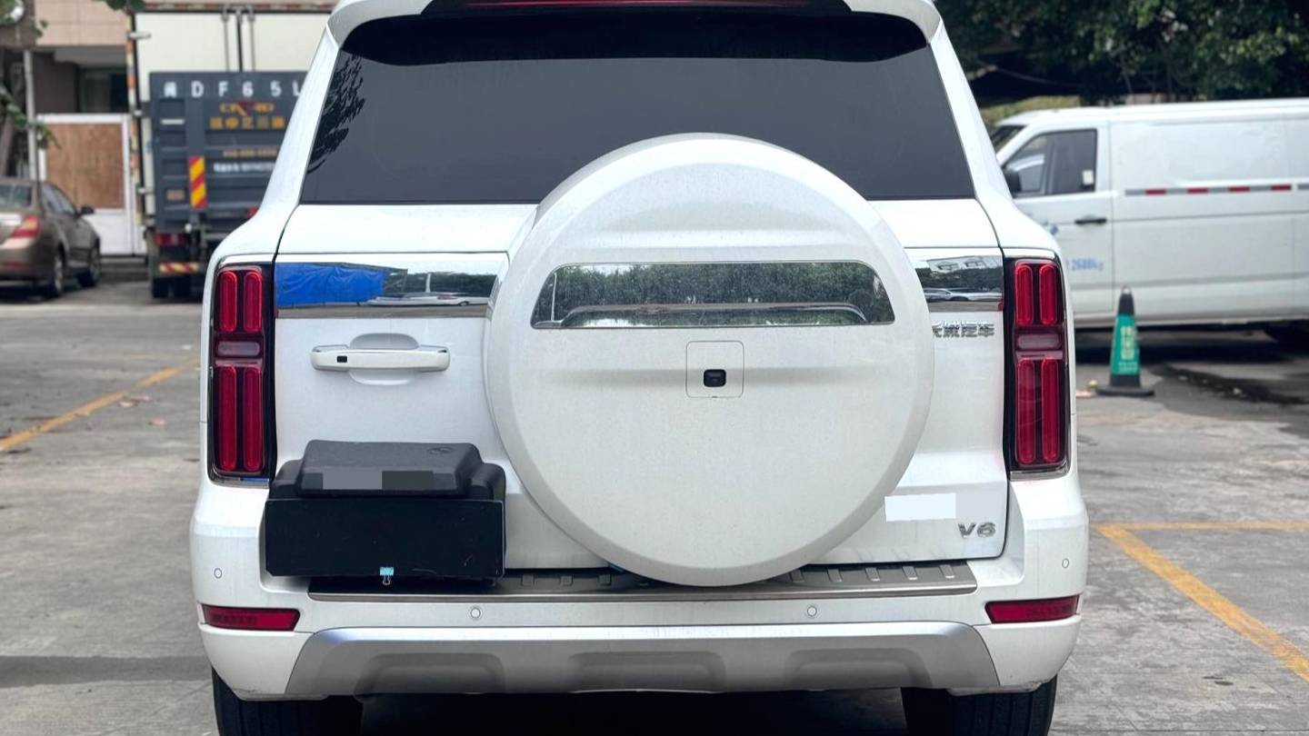 TANK 2023 500 3.0T Sport Official 5-seater