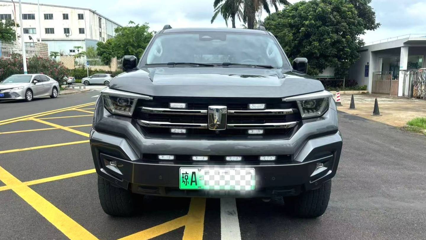 TANK 2023 400 Hi4-T Superpower Edition