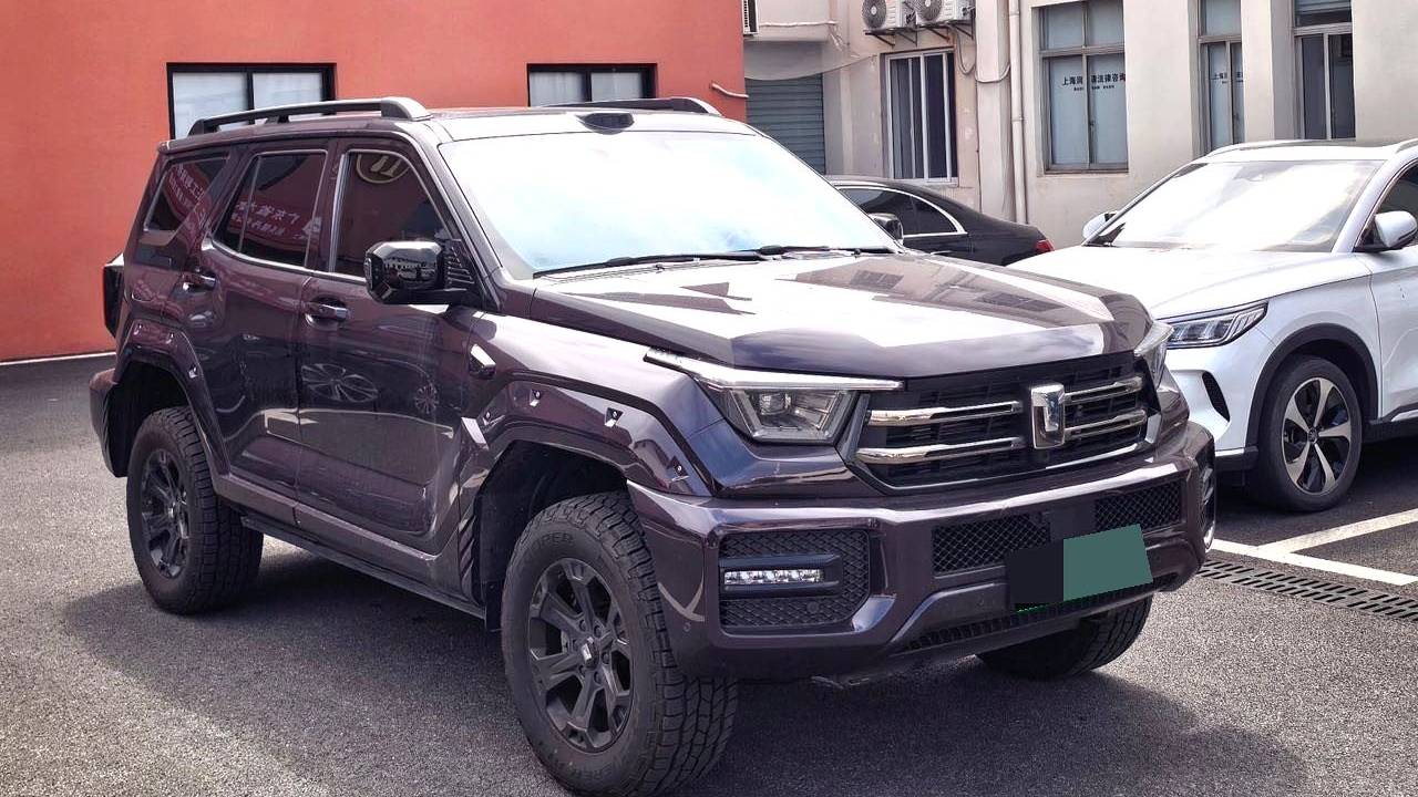 TANK 2026 400 Hi4-Z Smart Edition