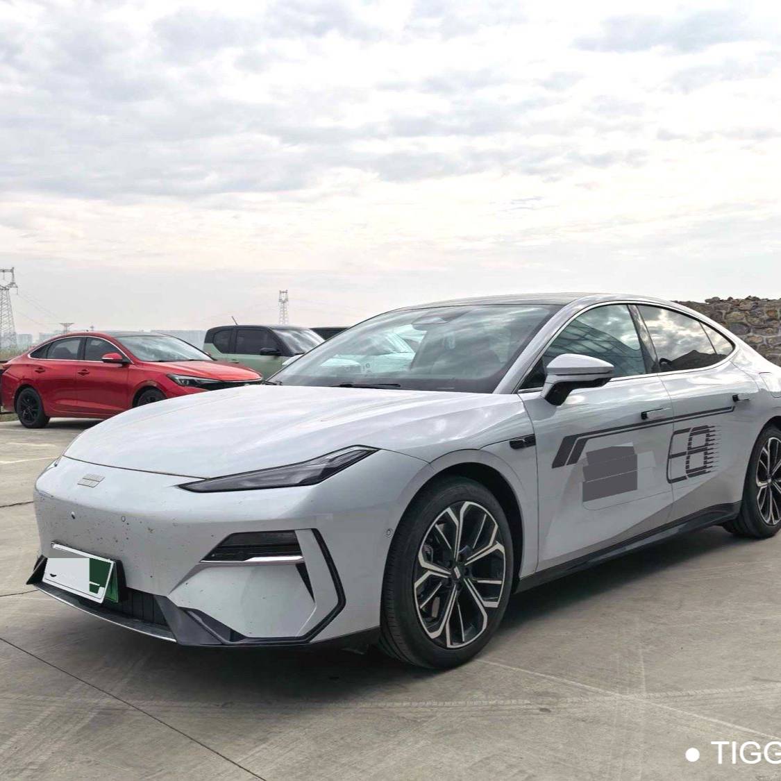 GALAXY 2025 E8 700km long-distance intelligent driving version Used Car