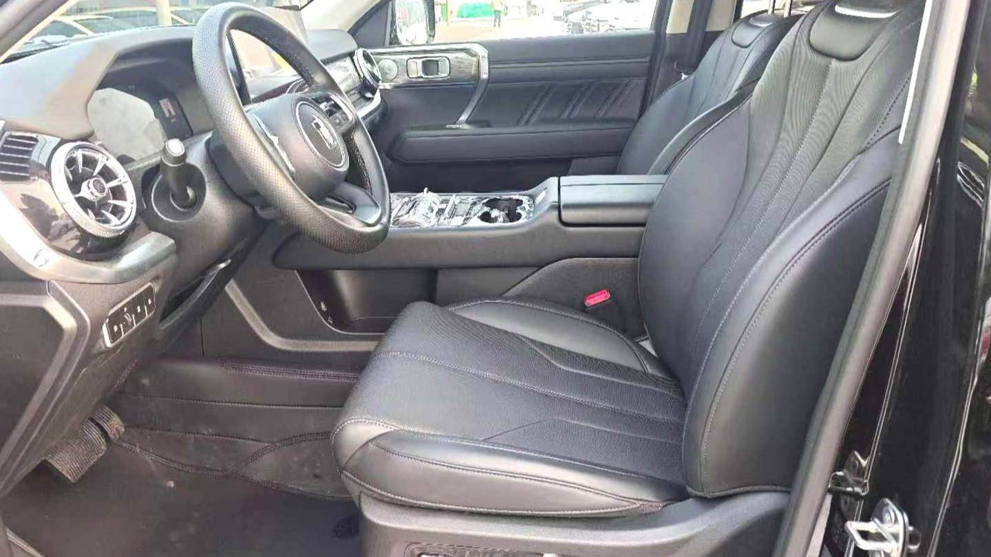 TANK 2026 400 Hi4-Z Smart Edition