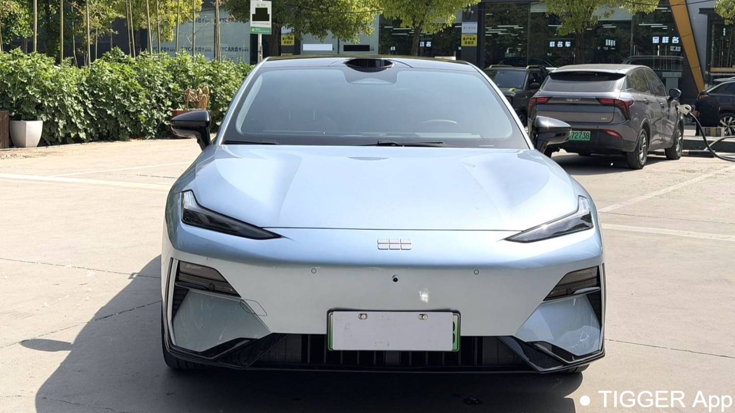 GALAXY 2025 E8 620km 4WD Starship LiDAR Intelligent Driving Edition