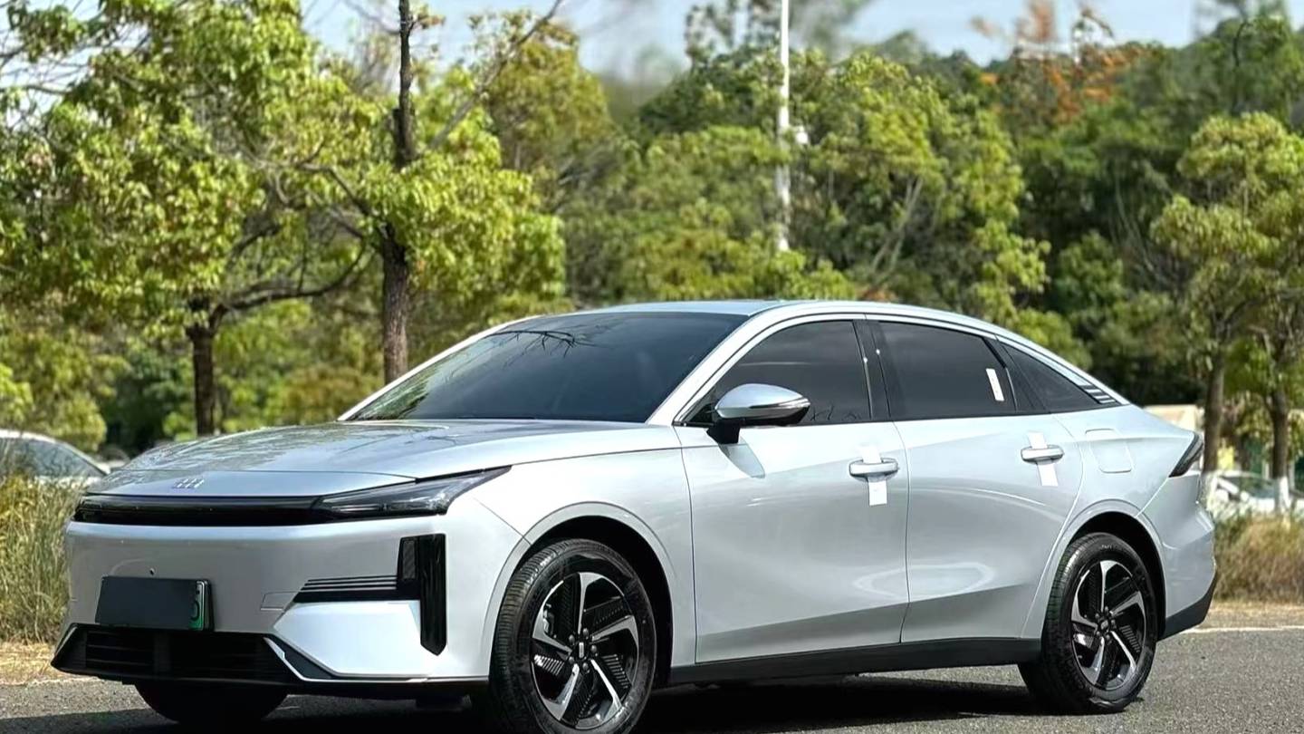 GALAXY 2025 L6 EM-i 140km Starship Edition