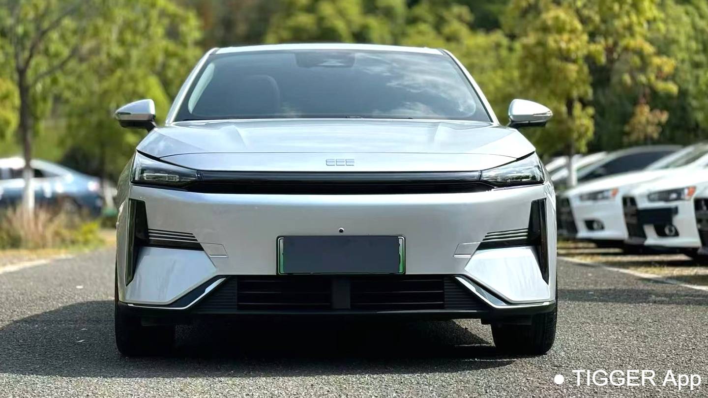 GALAXY 2025 L6 EM-i 140km Starship Edition