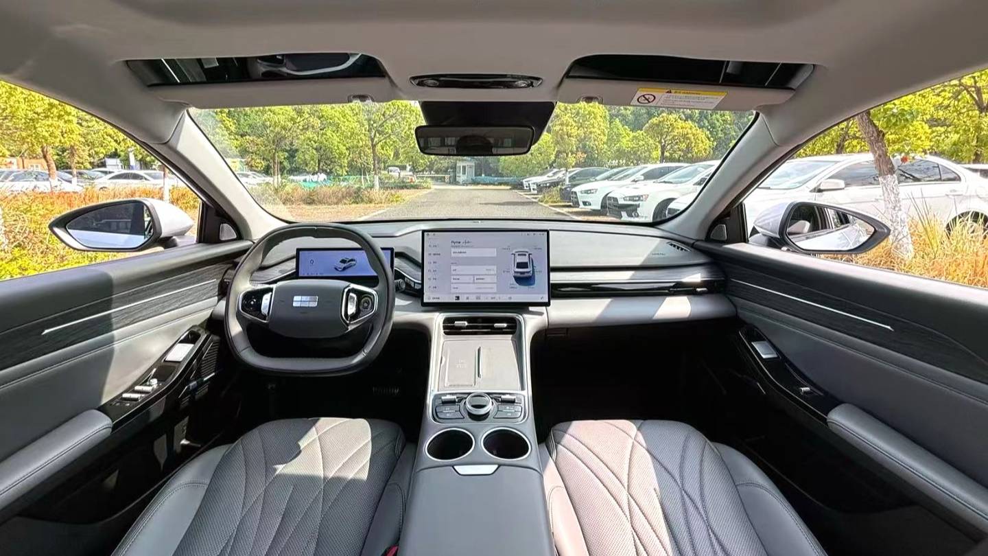 GALAXY 2025 L6 EM-i 140km Starship Edition