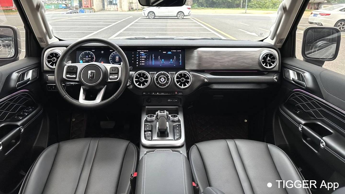 TANK 2023 300 The city version 2.0T is very stylish