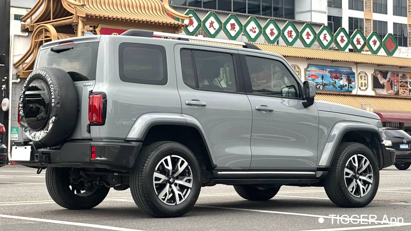 TANK 2023 300 The city version 2.0T is very stylish