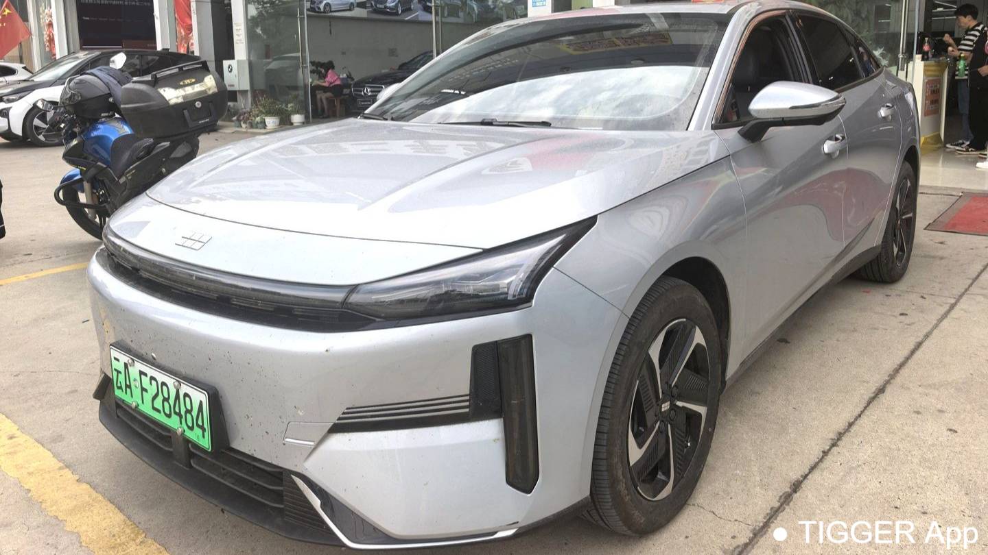 GALAXY 2025 L6 EM-i 140km Exploration+Edition