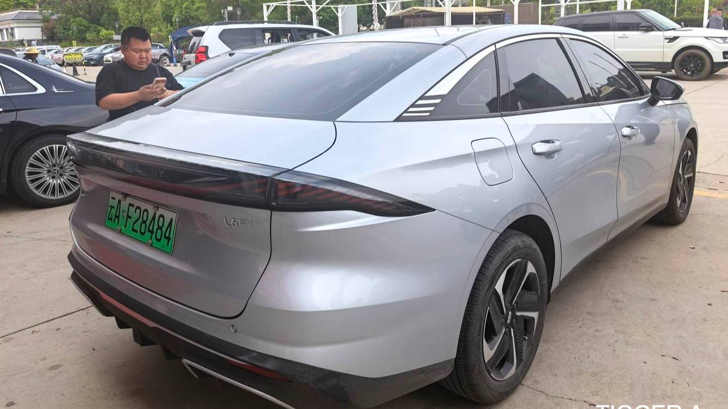 GALAXY 2025 L6 EM-i 140km Exploration+Edition