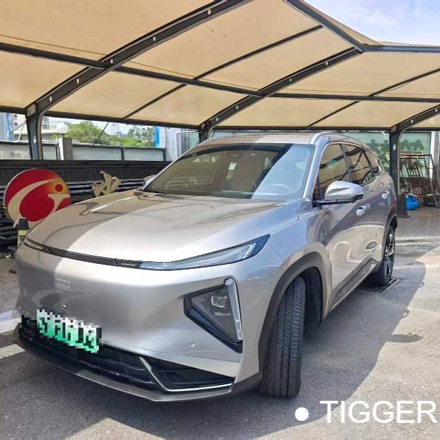 GALAXY 2025 L7 EM-i 115km Exploration Edition Подержанный автомобиль