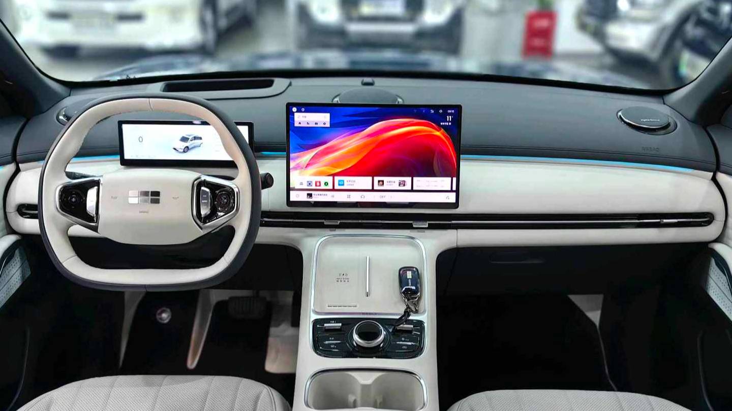 GALAXY 2025 Starray EM-i 120km Navigation Edition