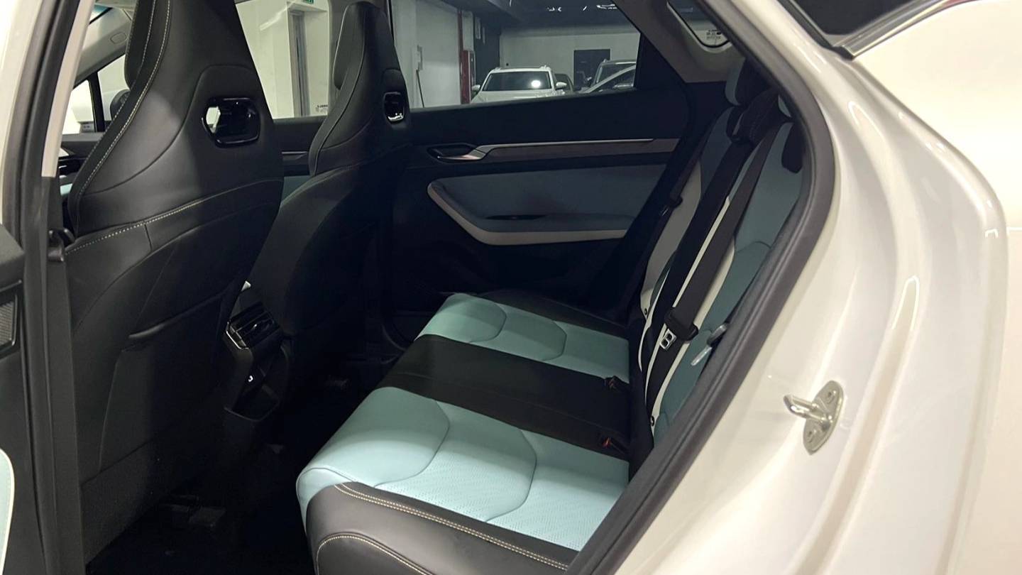 Geely 2022 EMGRAND S 1.4T CVT Crossover Player Edition