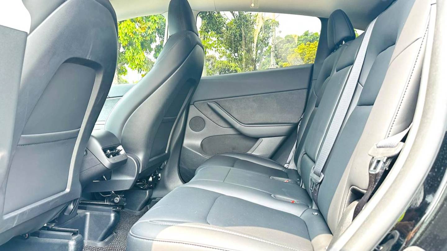 TESLA 2023 Model Y Long endurance all wheel drive version