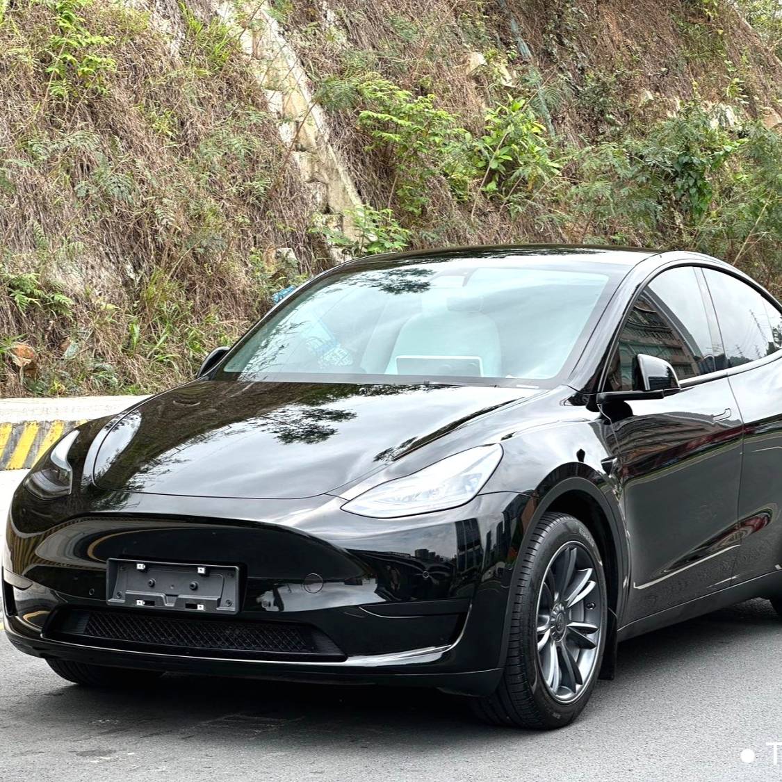 TESLA 2022 Model Y Upgraded rear wheel drive version Used Car