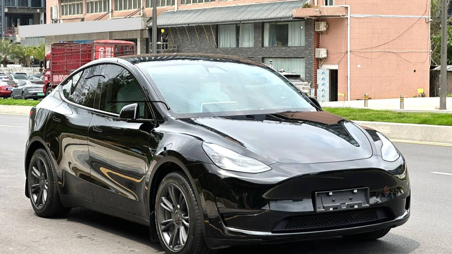 TESLA 2022 Model Y Upgraded rear wheel drive version