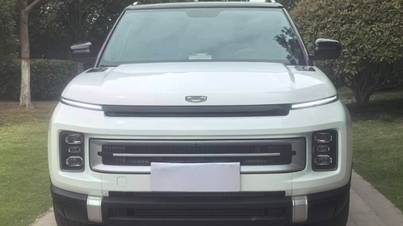 Geely 2024 ICON Linglong 1.5TD Qingcheng Edition