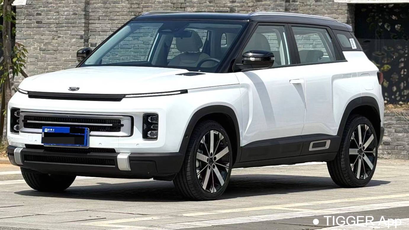 Geely 2023 ICON 1.5TD Chocolate Ultimate Edition