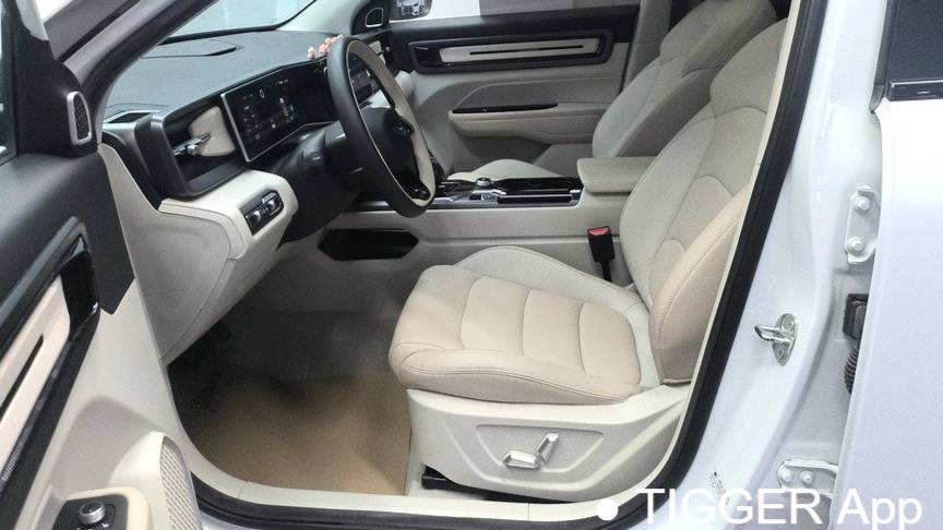 Geely 2023 ICON 1.5TD Chocolate Clever Edition