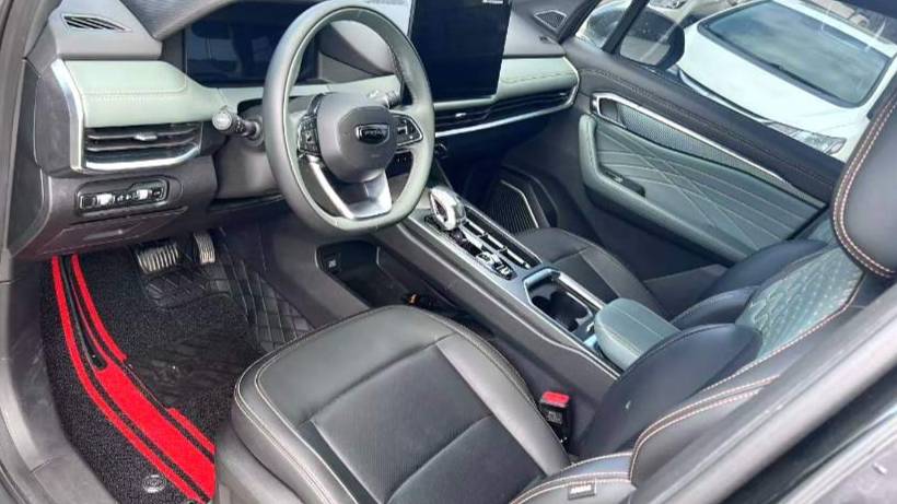 Geely 2024 Okavango 2.0T DCT Prestige Model