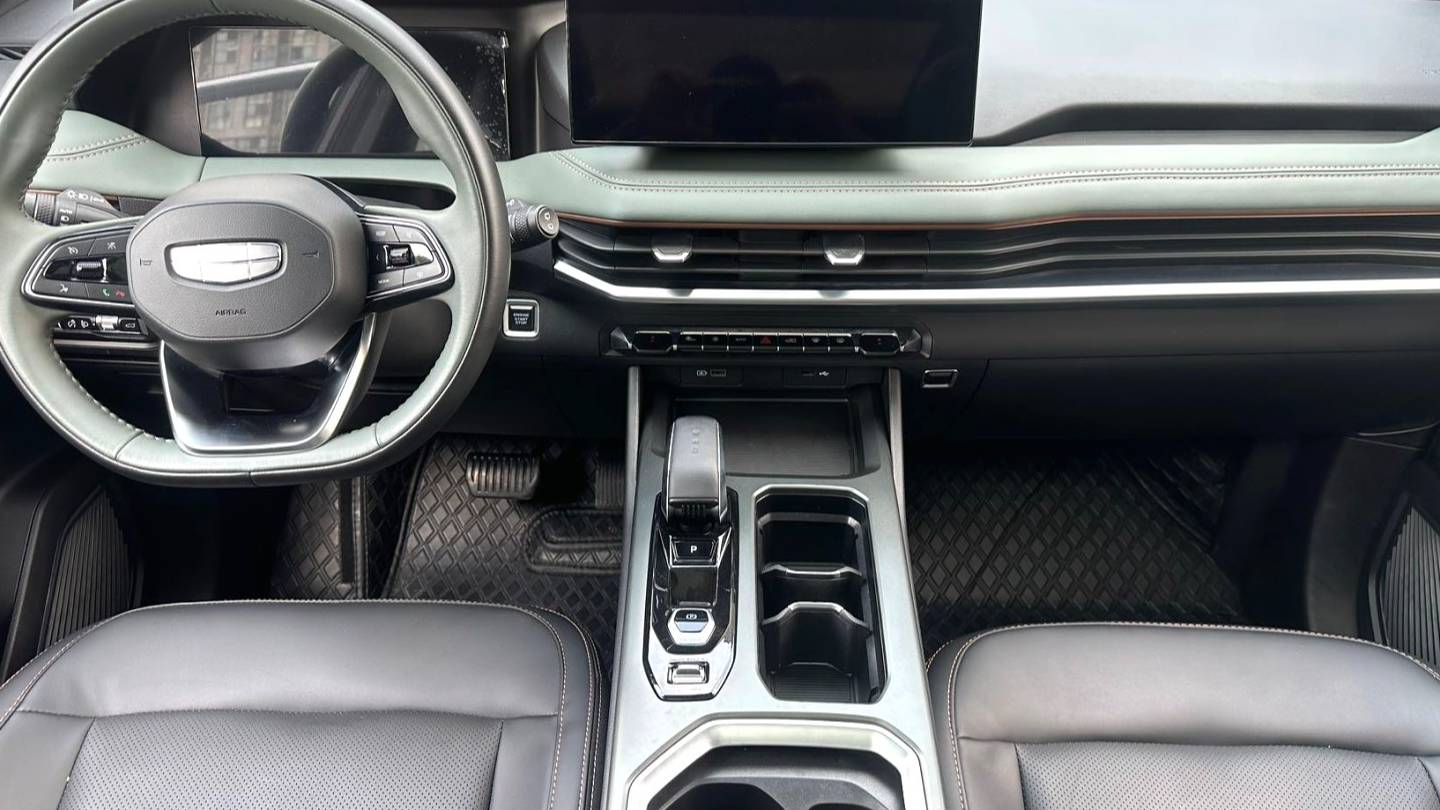 Geely 2023 Okavango 2.0T DCT Luxury Model