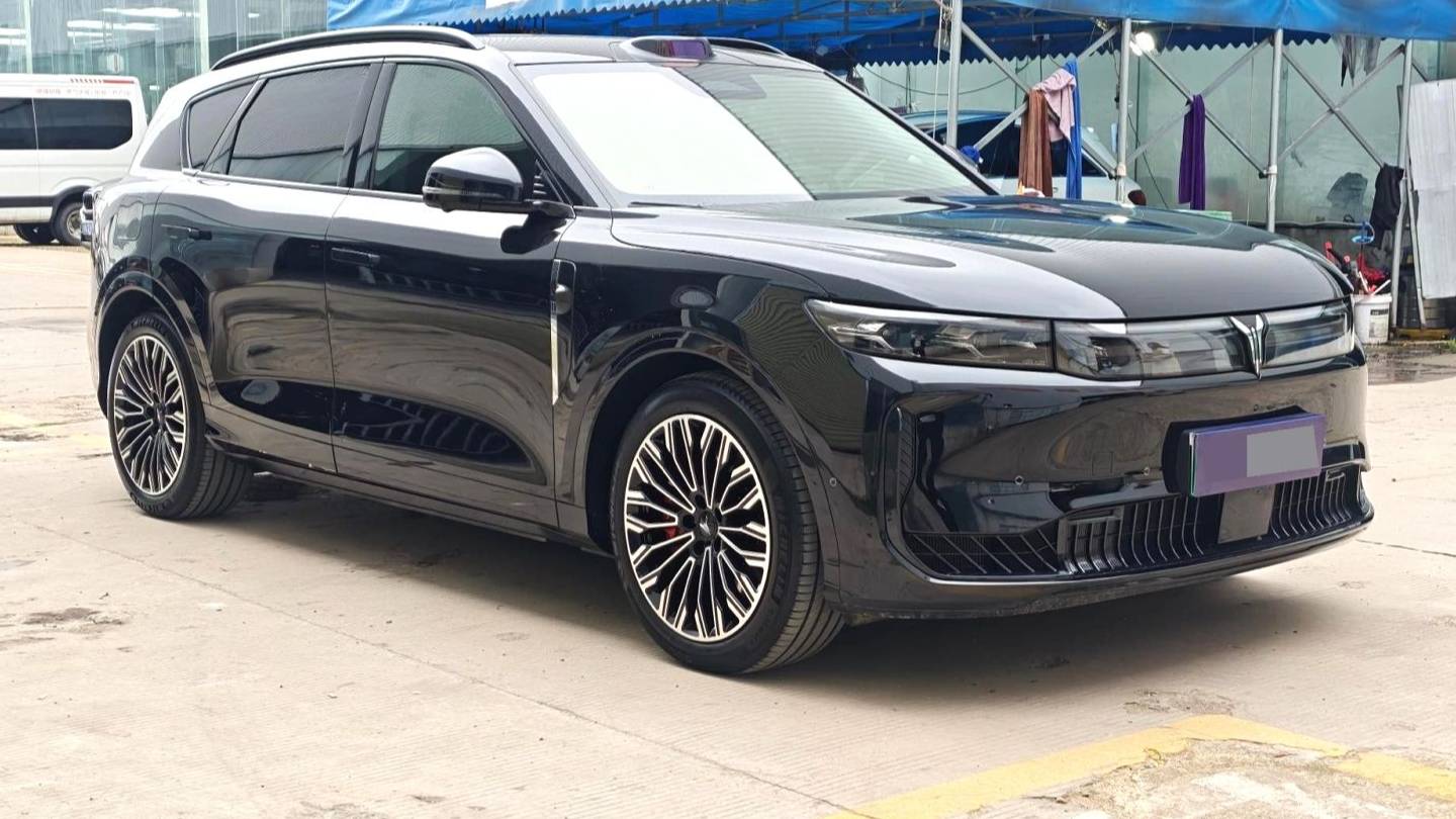 VOYAH 2025 FREE FREE+4WD dry Kun version